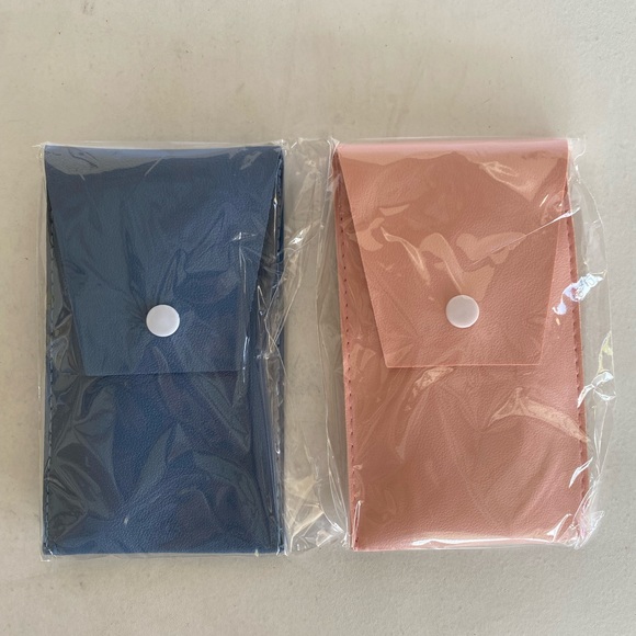 Makeup brush set perfect for travel - Picture 6 of 7